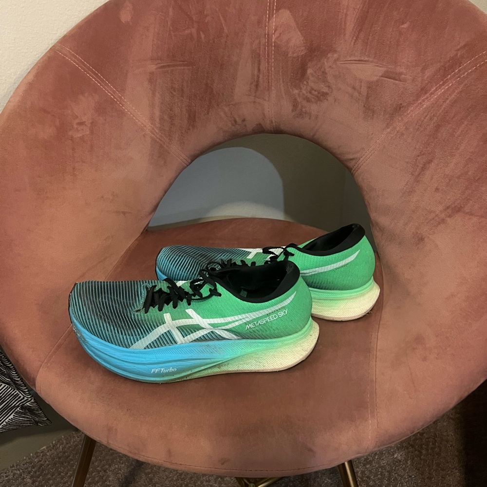 ASICS Metaspeed Sky+ (version 2)